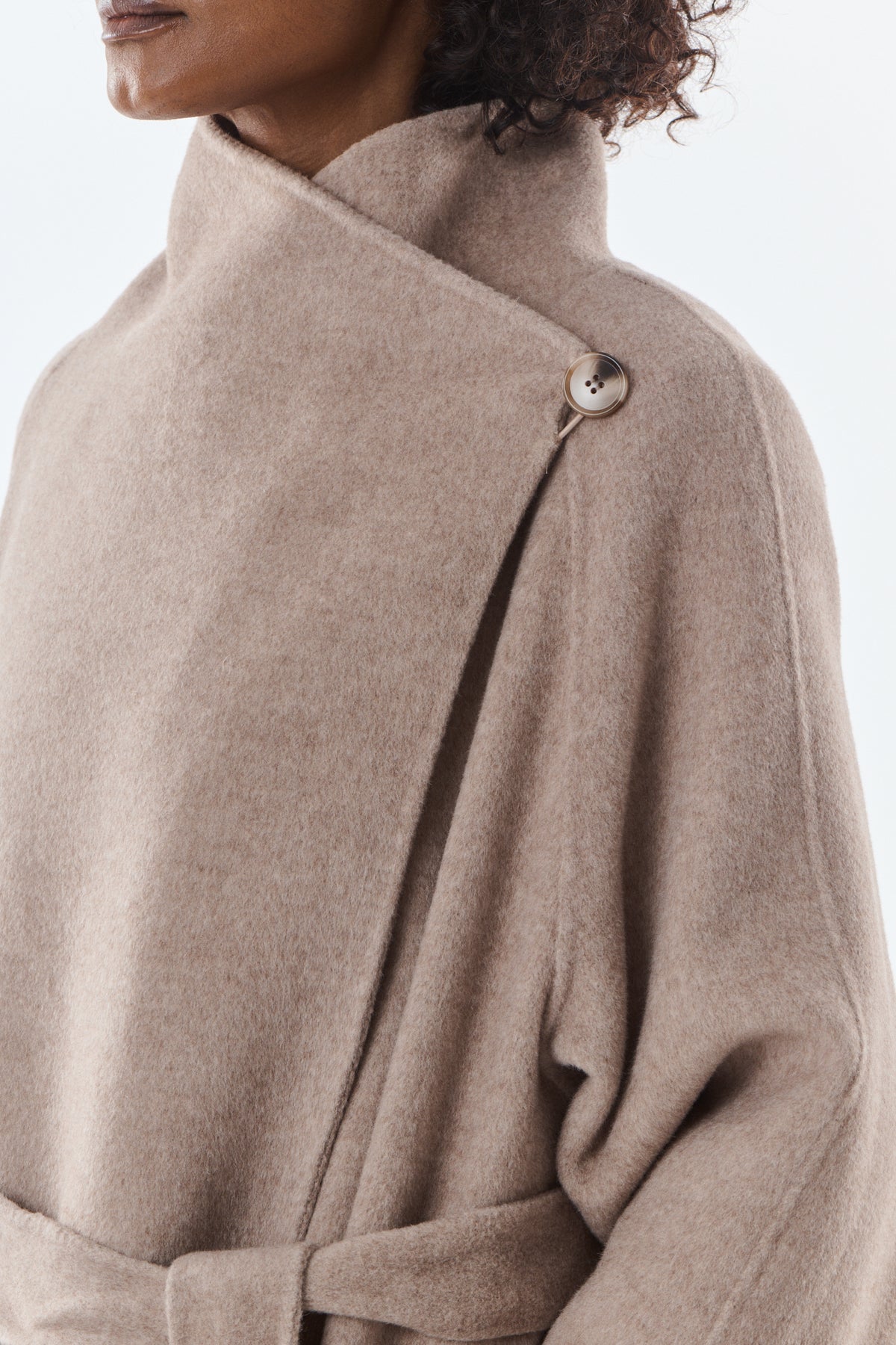 Honorine Asymmetric Wool-Cashmere Coat - ANNIVRE